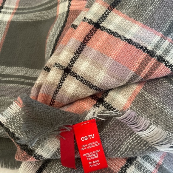 Scarf‎ Bundle - Picture 5 of 5